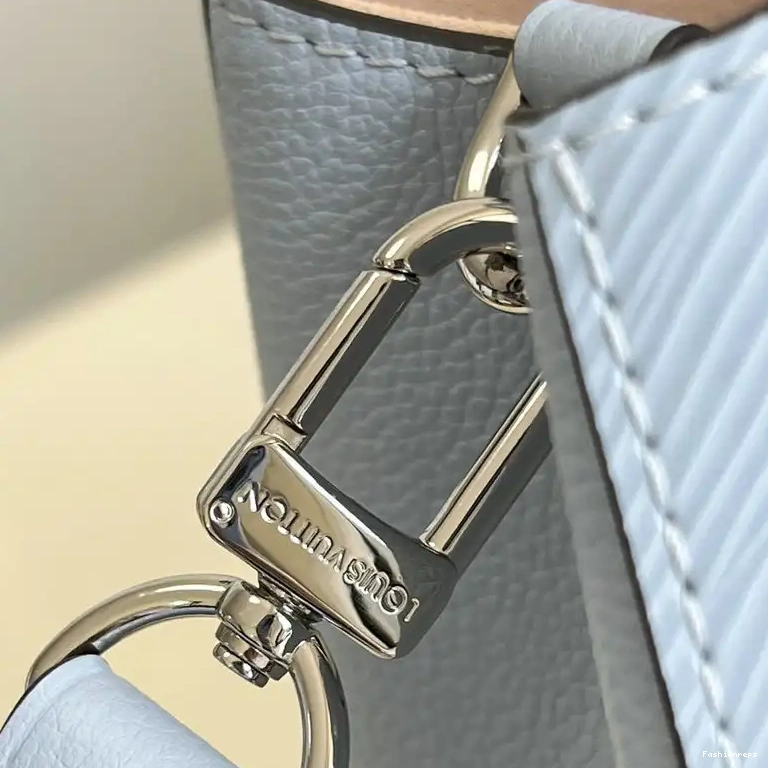 Fashionrepsfam ru Bag 2206YA0045 LV 0709